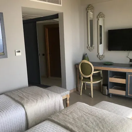 Imerhan Hotel *